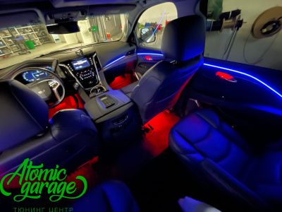 Cadillac Escalade 4, светодиодная подсветка салона Ambient Light - фото 8