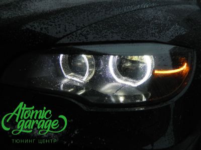 BMW X6 F16 M-series Full Led, покраска масок фар в черный глянец - фото 17