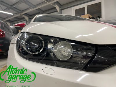 VW Scirocco, замена штатных линз на Biled Aozoom A21 + замена стекла левой фары  - фото 4