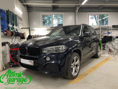 BMW X5 G05, оклейка кузова цветной виниловой пленкой Bruxsafol Matt Commando Green CC 4176 - фото 4