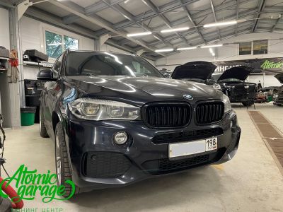 BMW X5 G05, оклейка кузова цветной виниловой пленкой Bruxsafol Matt Commando Green CC 4176 - фото 1