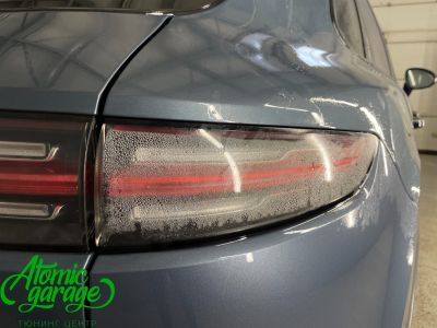 Porsche Cayenne 959, Ремонт задней оптики от запотевания - фото 4