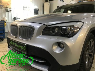 BMW X1 E84, замена линз на Hella 3R и ангельских глазок - фото 9