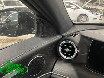 Mercedes Benz W213, замена дефлекторов потоков воздуха - фото 4