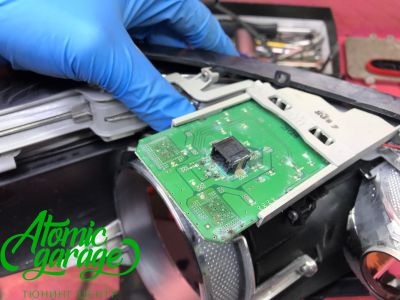 Kia Sportage SL, ремонт запотевания правой фары - фото 4