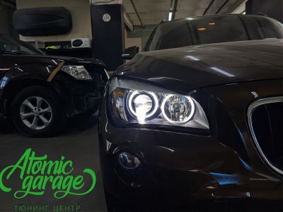 BMW X1 E84, установка светодиодных линз Aozoom Dragon + angel eyes + восстановление стекол - фото 11