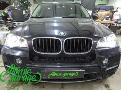 BMW x5 e70 рестайлнг, замена линз на светодиодные Aozoom A4+ + замена стекол фар - фото 12