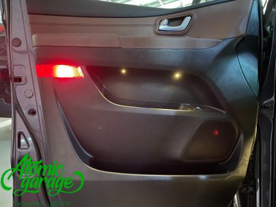 Hyundai H1, подсветка салона и багажного отделения - фото 3