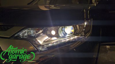 Mitsubishi Outlander, замена галогеновых линз на светодиодные Aozoom А3+ + восстановление стекол фар  - фото 4
