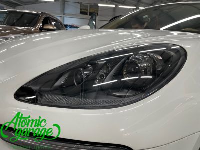 Porsche Macan, замена стекол фар + бронирование полиуретановой пленкой  - фото 7