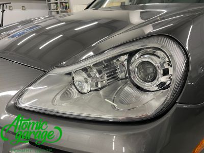 Porsche Cayenne 957, замена галогеновых линз на светодиодные Aozoom A17 + полировка и бронирование стекол - фото 9
