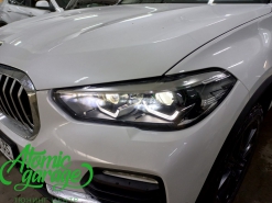 BMW X5 G05, установка светодиодных линз Diliht Novem вместо фальшь