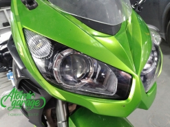 Мотоцикл Kawasaki Ninja z1000sx, установка линз Bi-Led Optima Adaptive