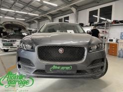Jaguar F-pace, замена стекол фар на новые